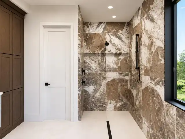 Listing Photo 13