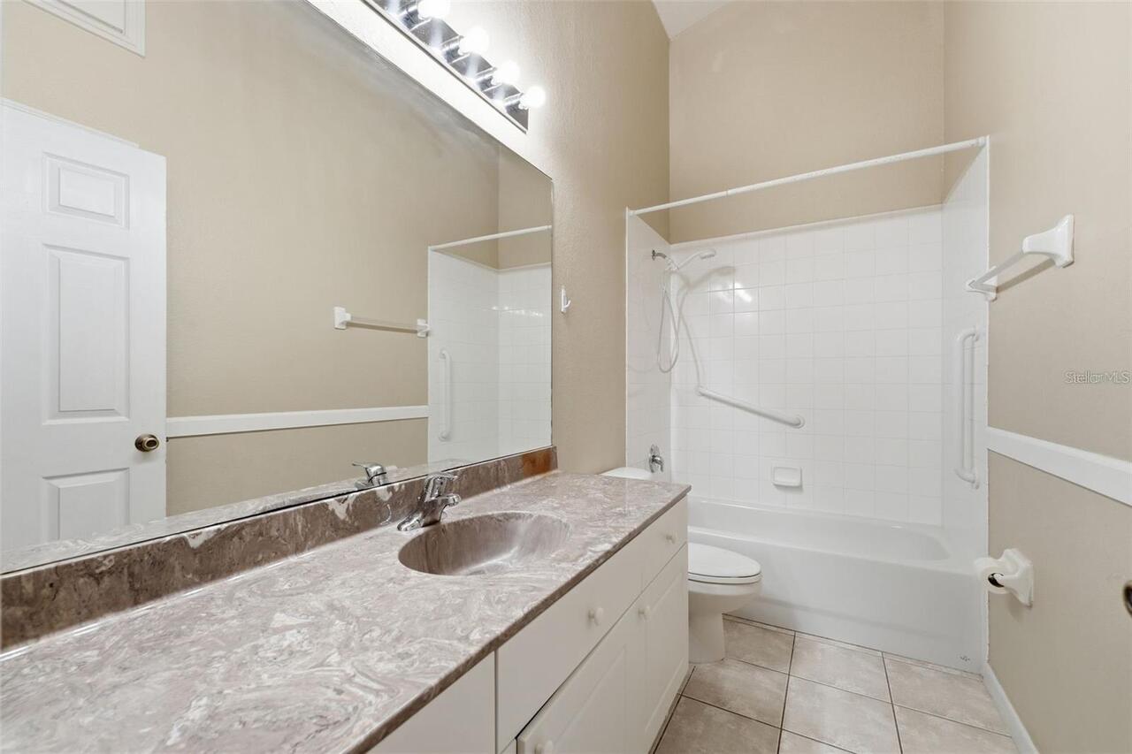 Listing Photo 18