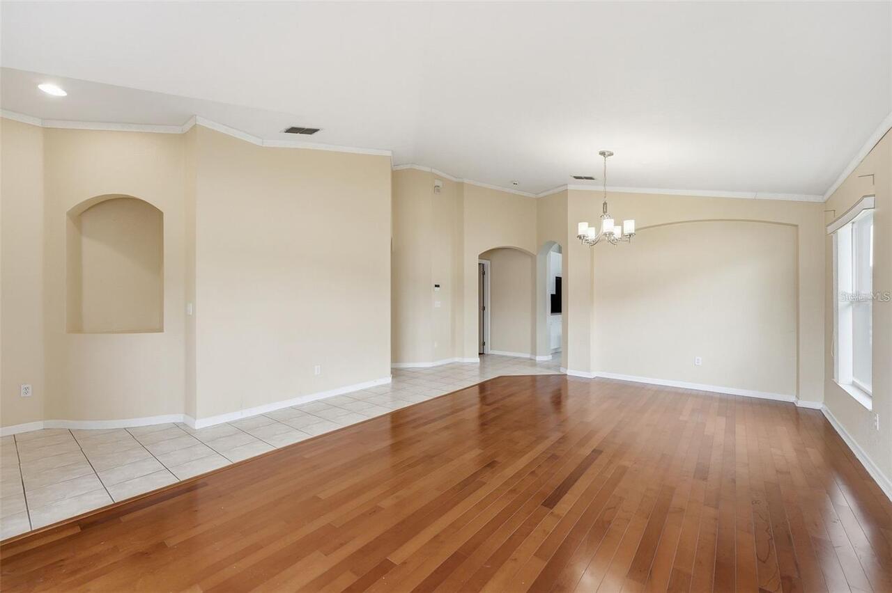 Listing Photo 43