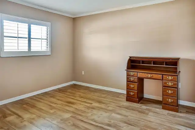 Listing Photo 23