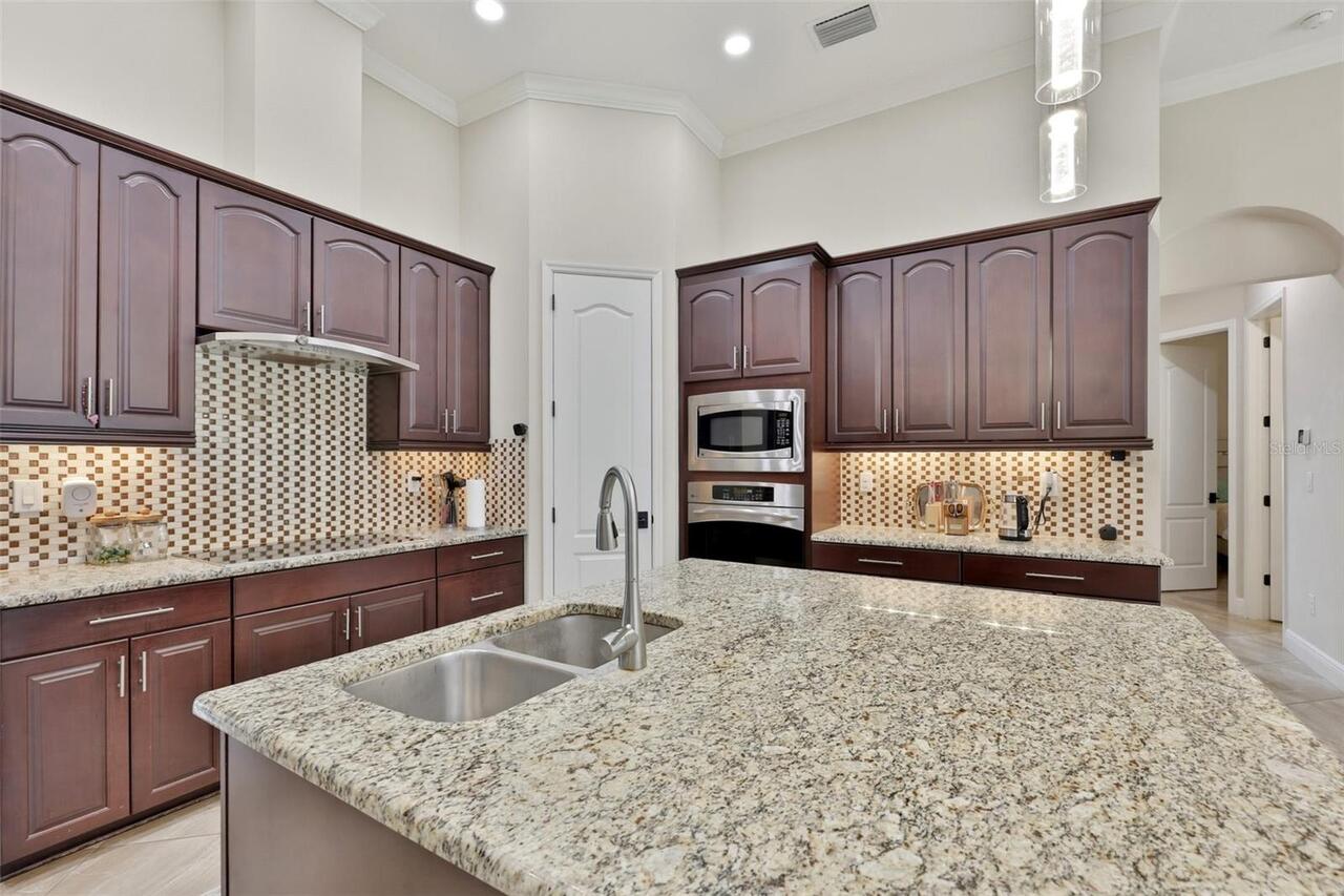 Listing Photo 15