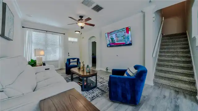 Listing Photo 17