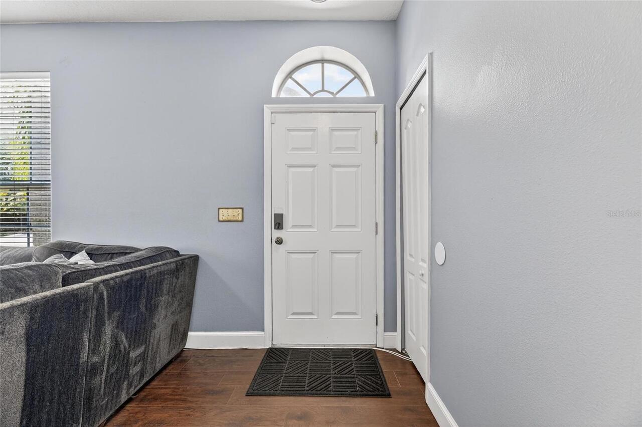 Listing Photo 8