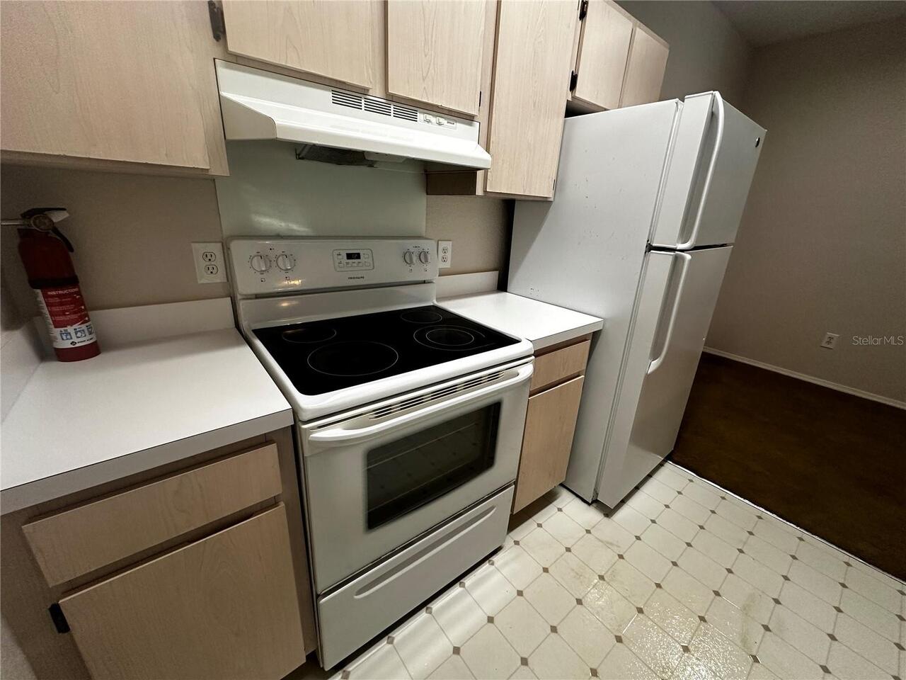 Listing Photo 8