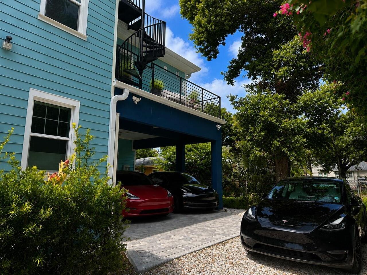 Listing Photo 11