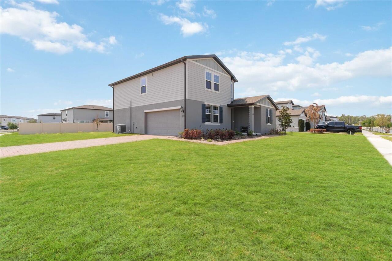 Listing Photo 9