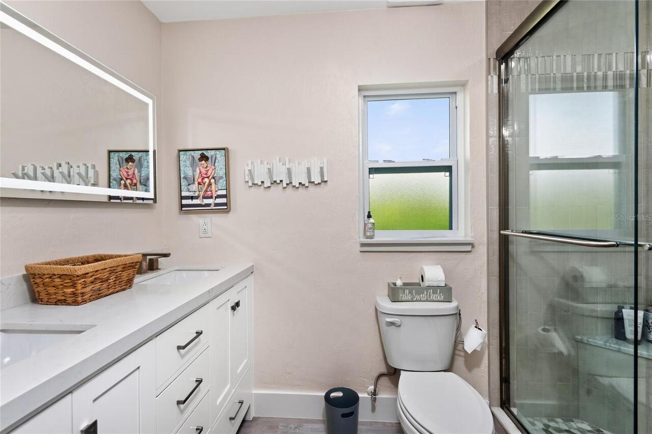 Listing Photo 33