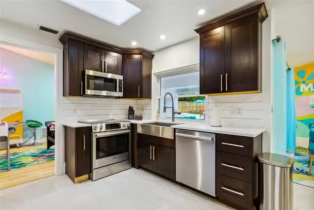 Listing Photo 25
