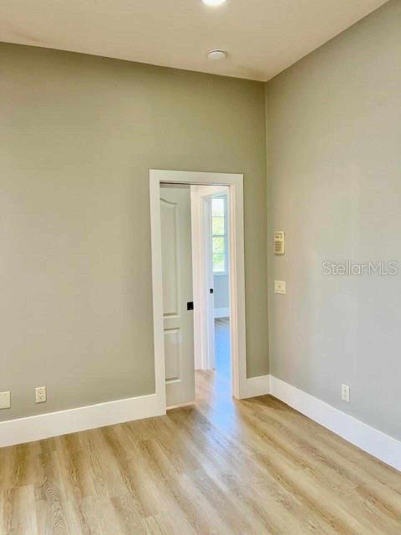 Listing Photo 26