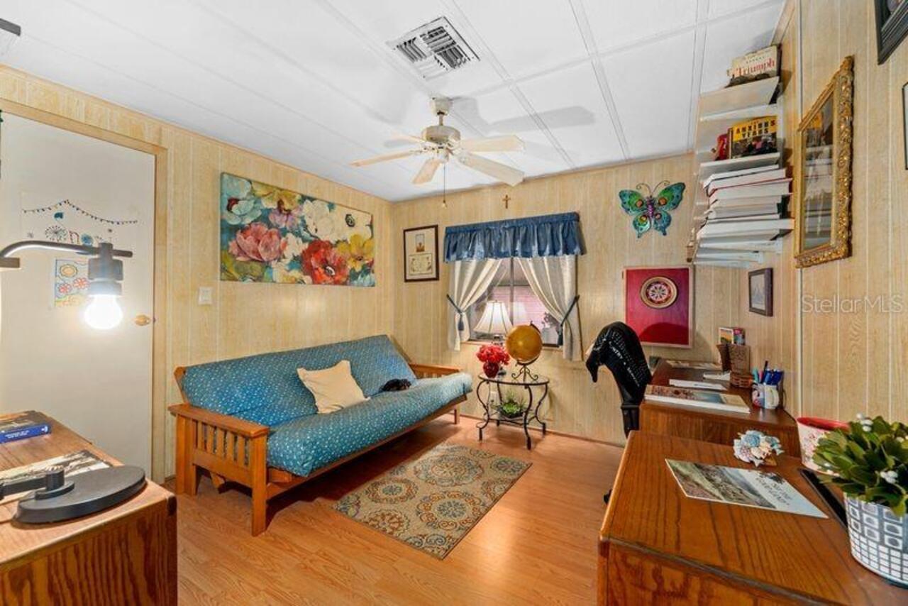 Listing Photo 17