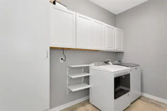 Listing Photo 10