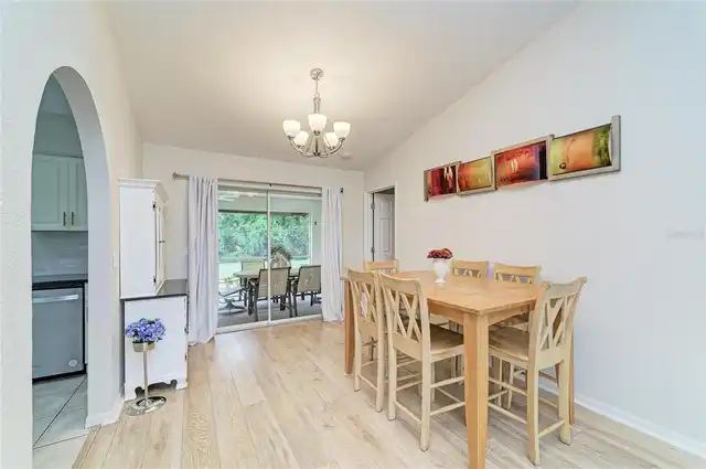 Listing Photo 14