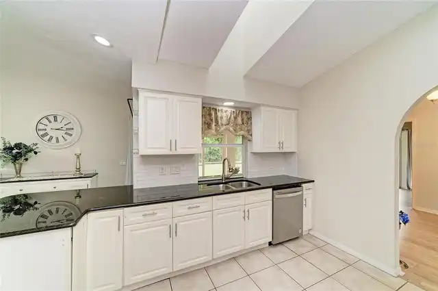 Listing Photo 23