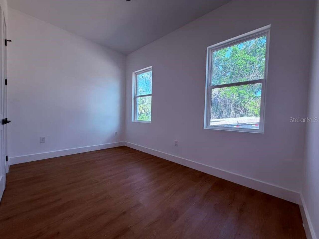 Listing Photo 24