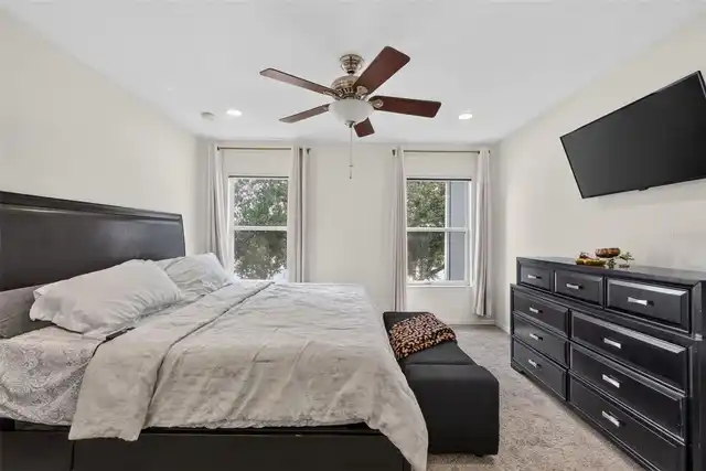 Listing Photo 17