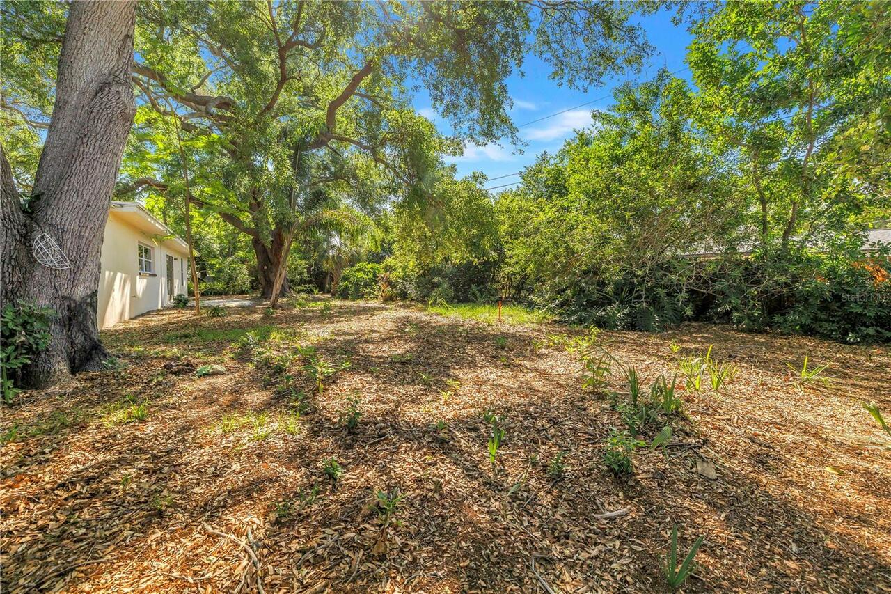 Listing Photo 38