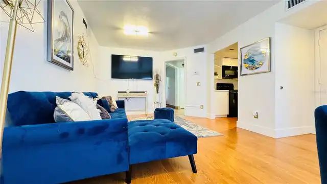 Listing Photo 13