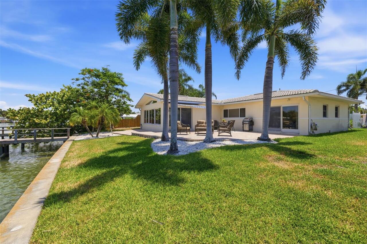 Listing Photo 11
