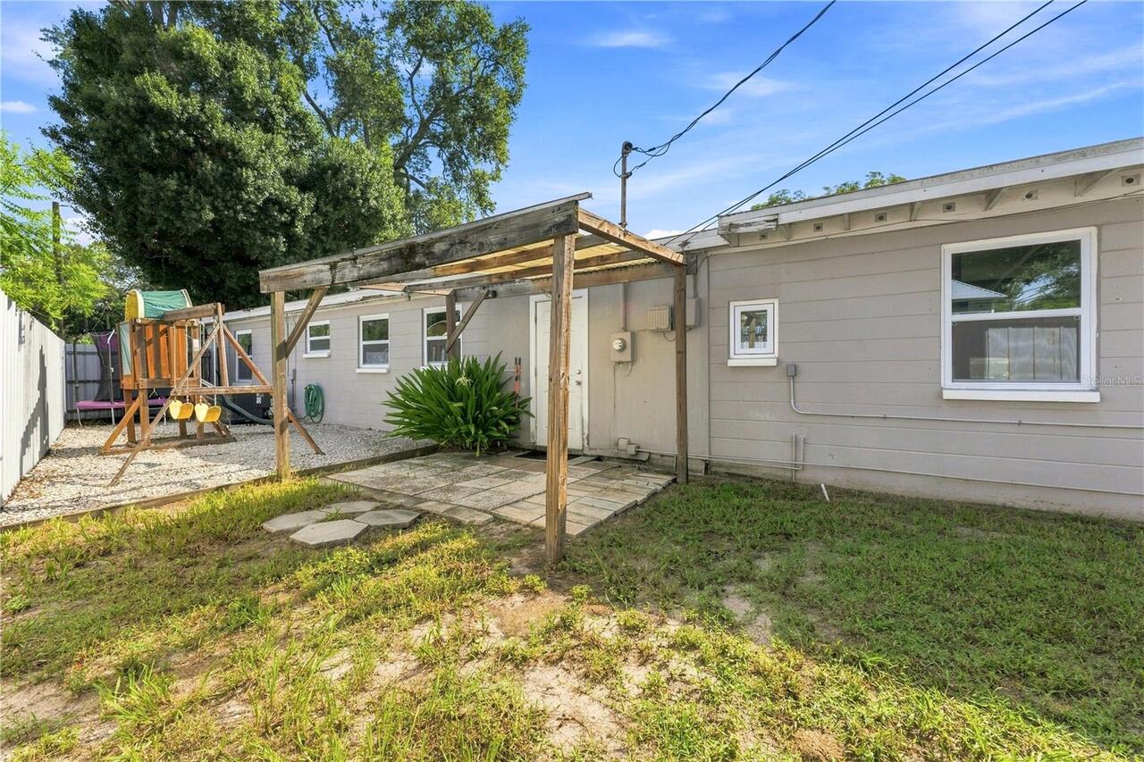 Listing Photo 28