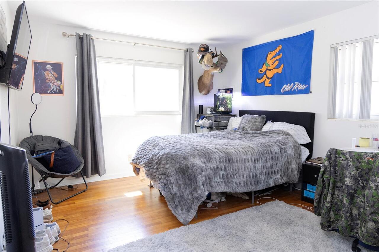Listing Photo 10