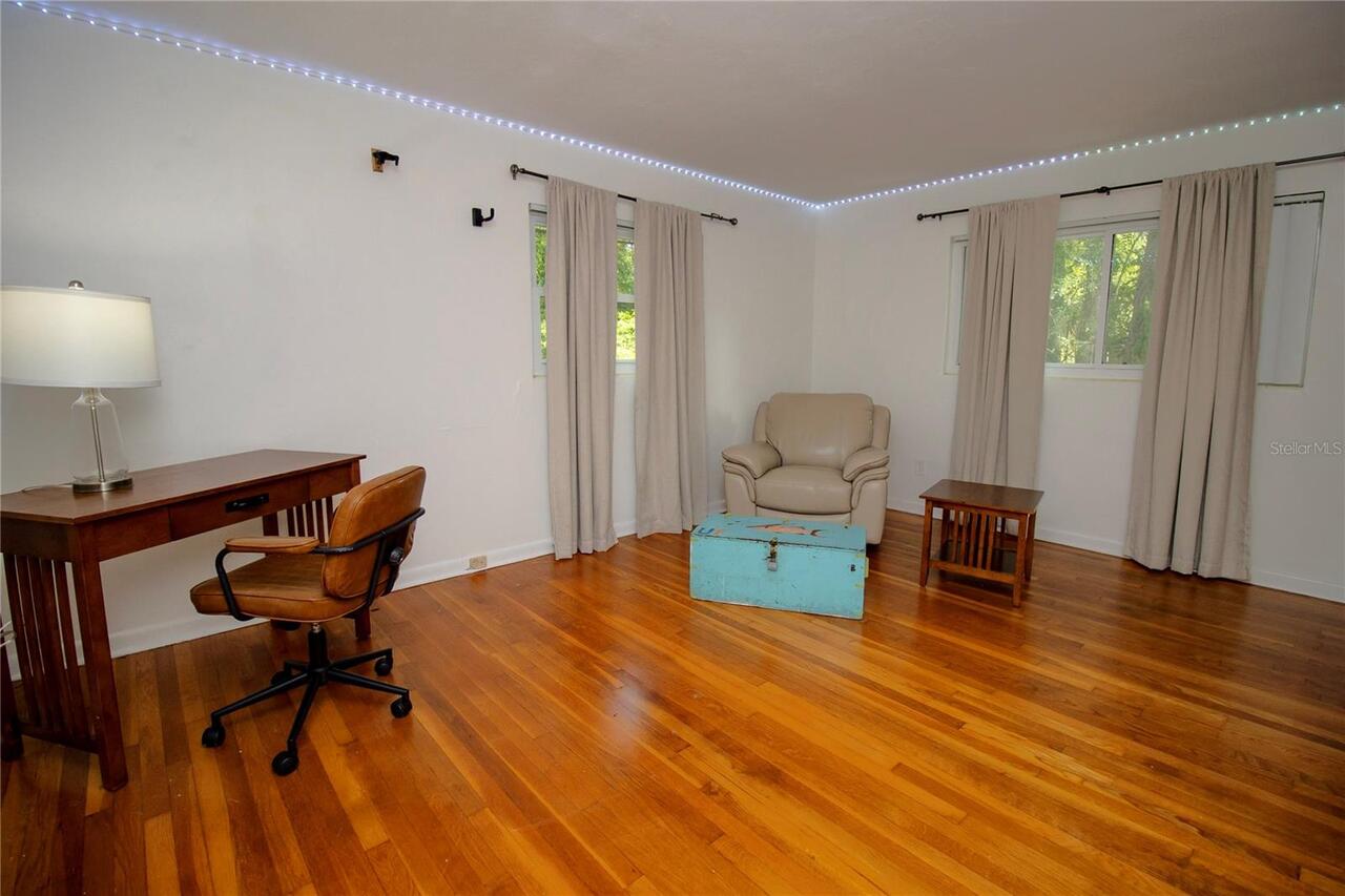 Listing Photo 24