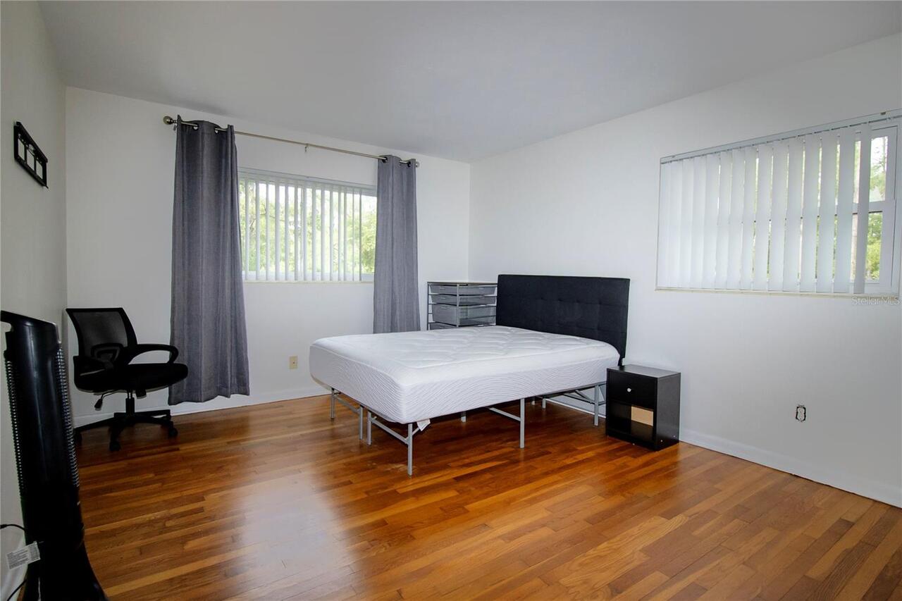 Listing Photo 28