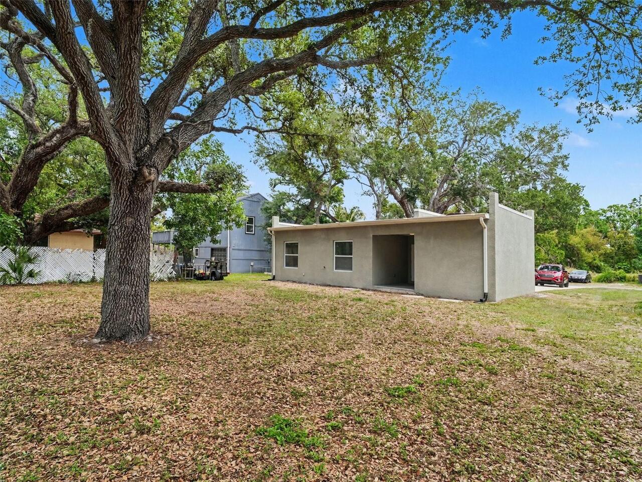 Listing Photo 18