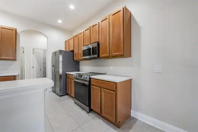 Listing Photo 10