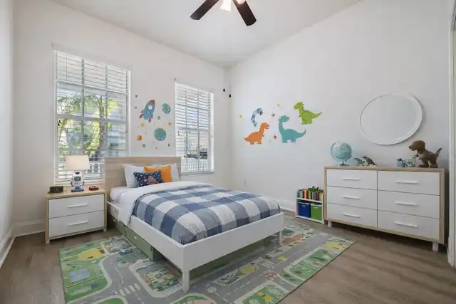 Listing Photo 17