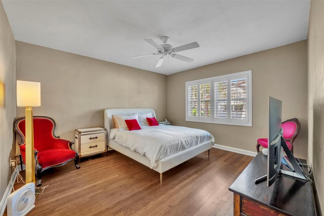 Listing Photo 18