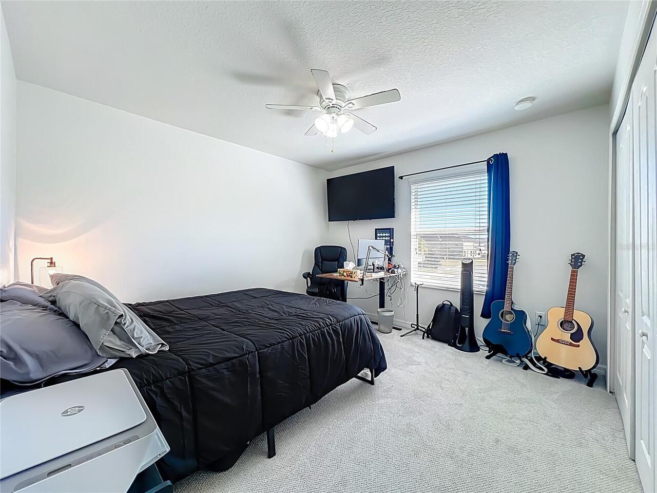 Listing Photo 17