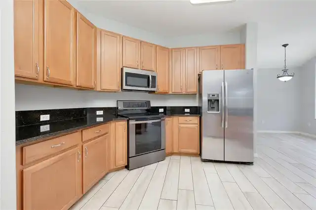 Listing Photo 15
