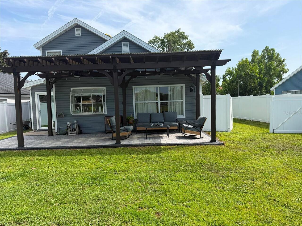 Listing Photo 17