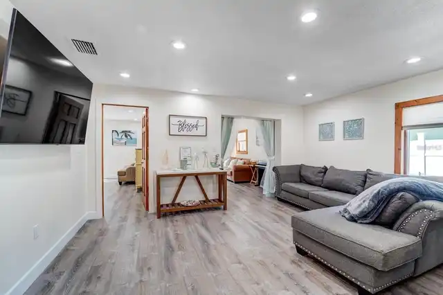 Listing Photo 21