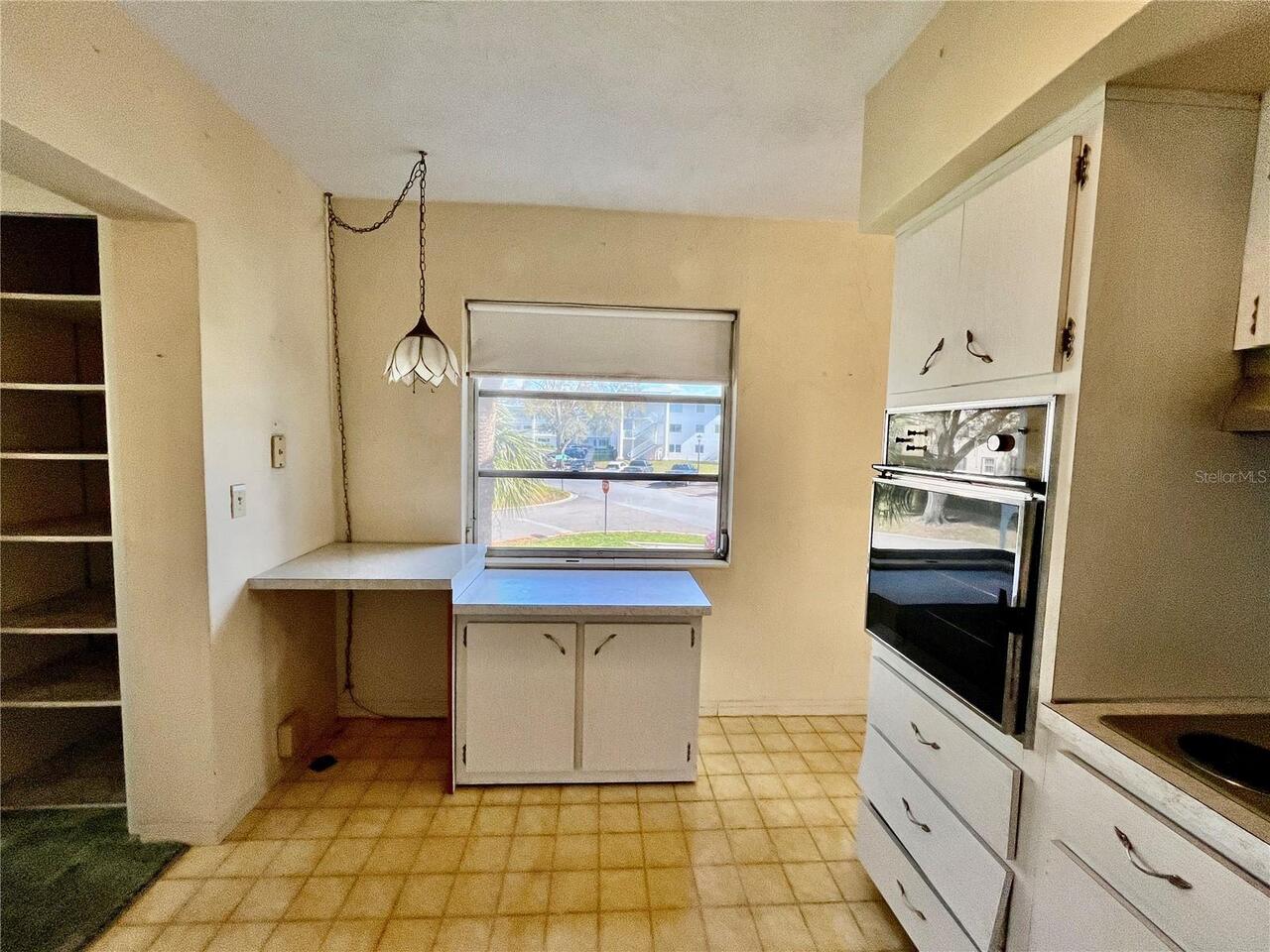 Listing Photo 10