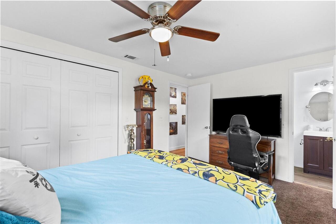 Listing Photo 22