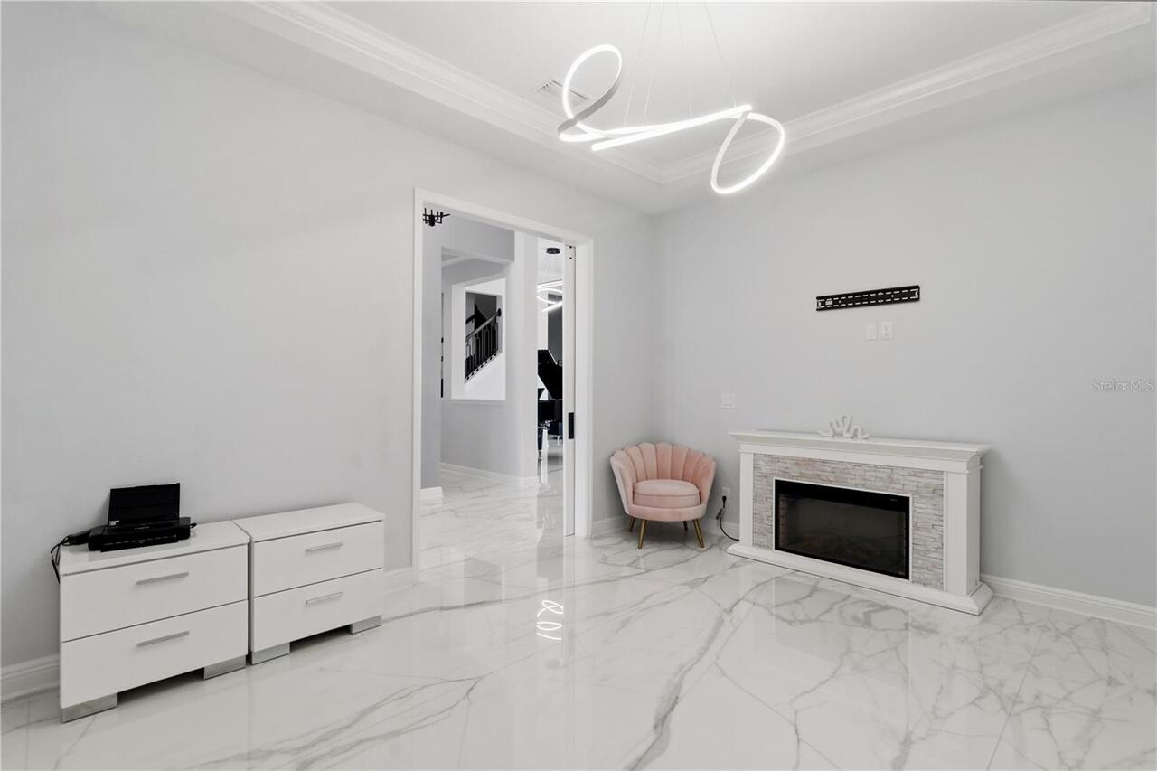 Listing Photo 14