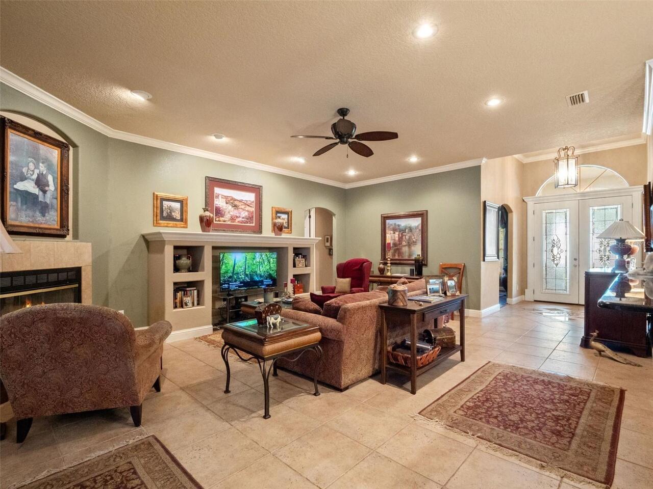 Listing Photo 18