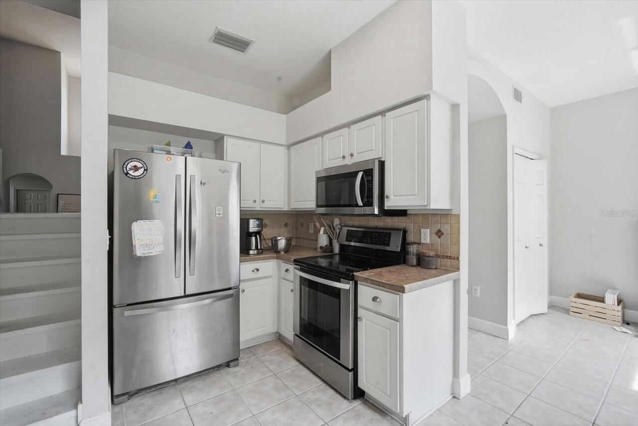 Listing Photo 11