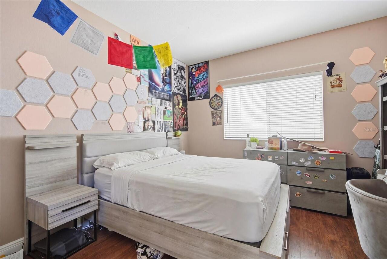 Listing Photo 16