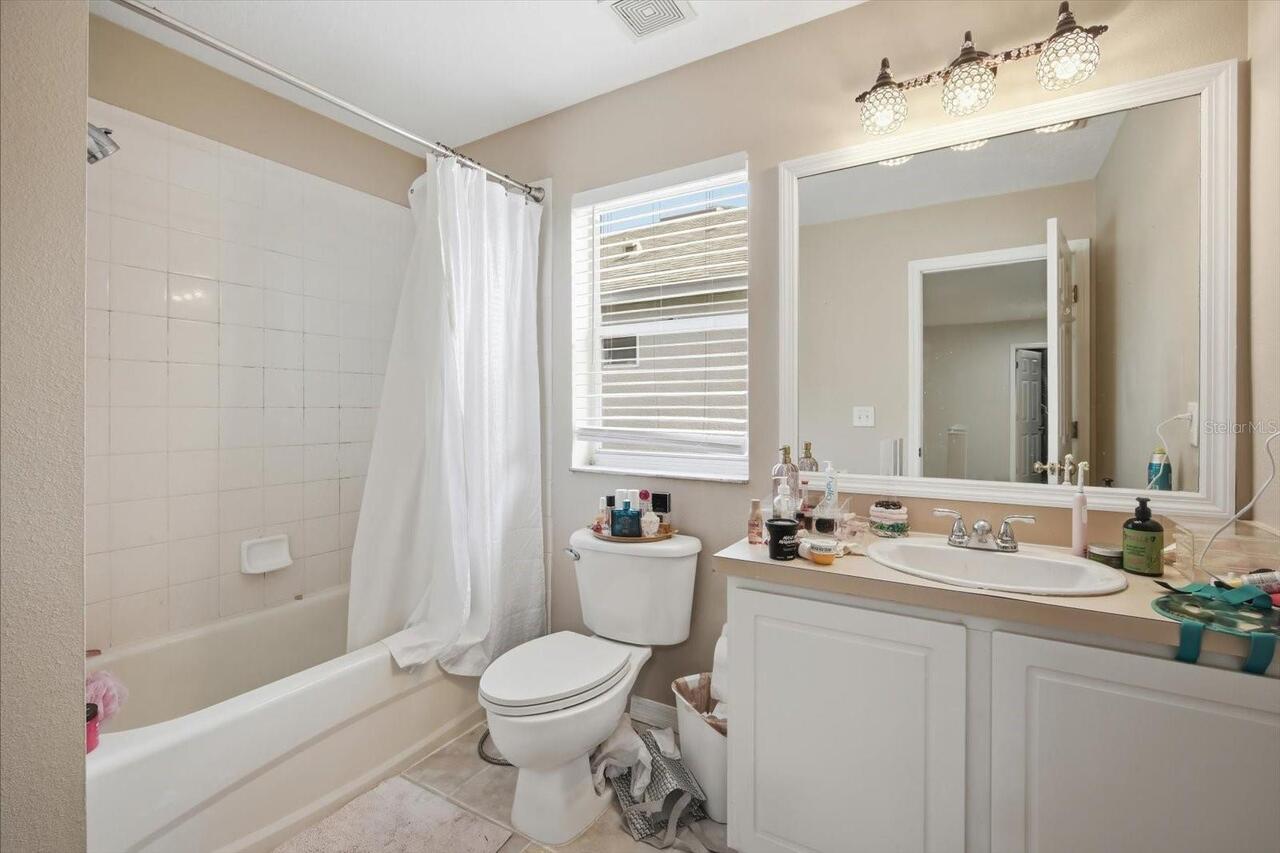 Listing Photo 17