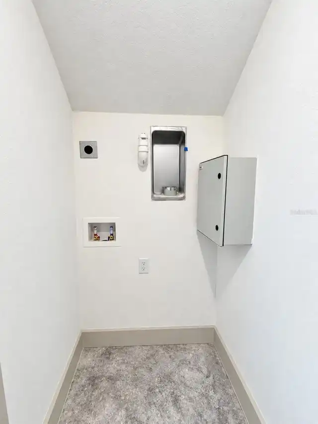 Listing Photo 16