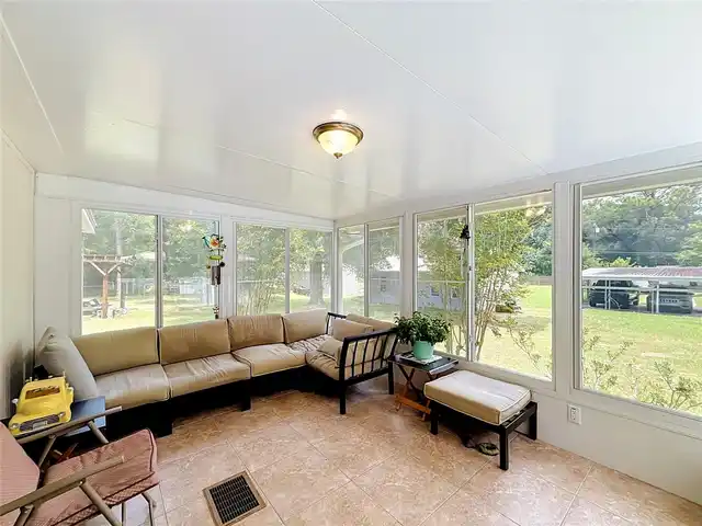 Listing Photo 33