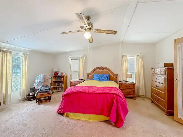 Listing Photo 42
