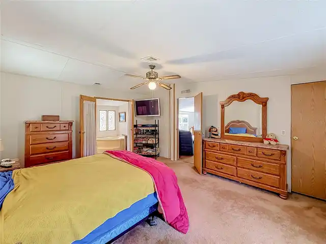 Listing Photo 43