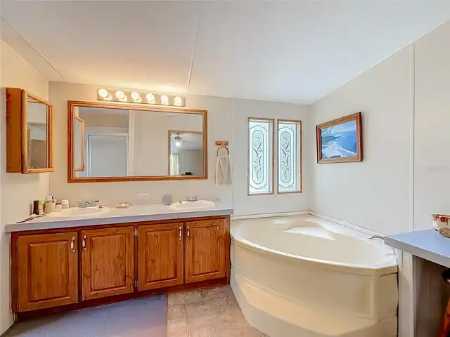 Listing Photo 44