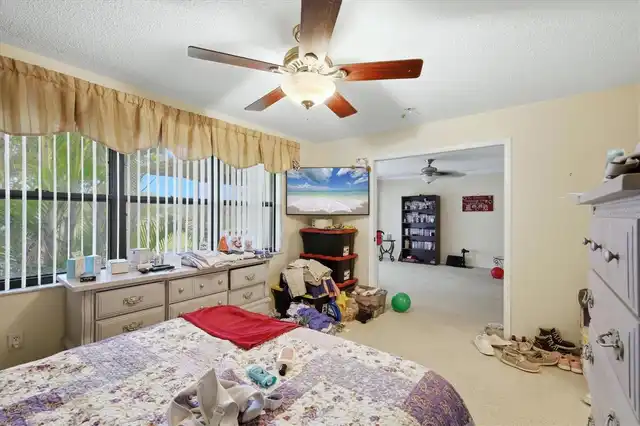 Listing Photo 23