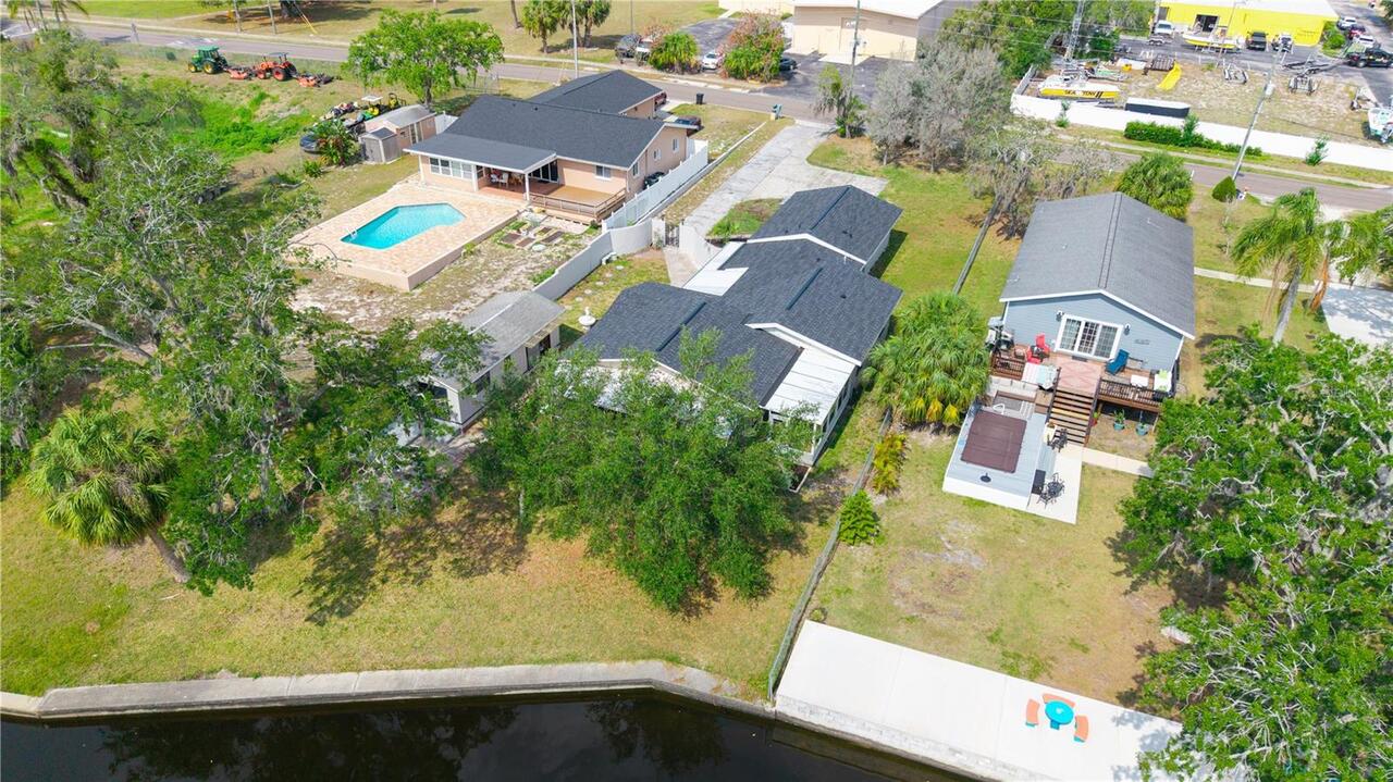 Listing Photo 12