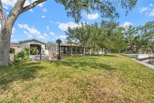 Listing Photo 8