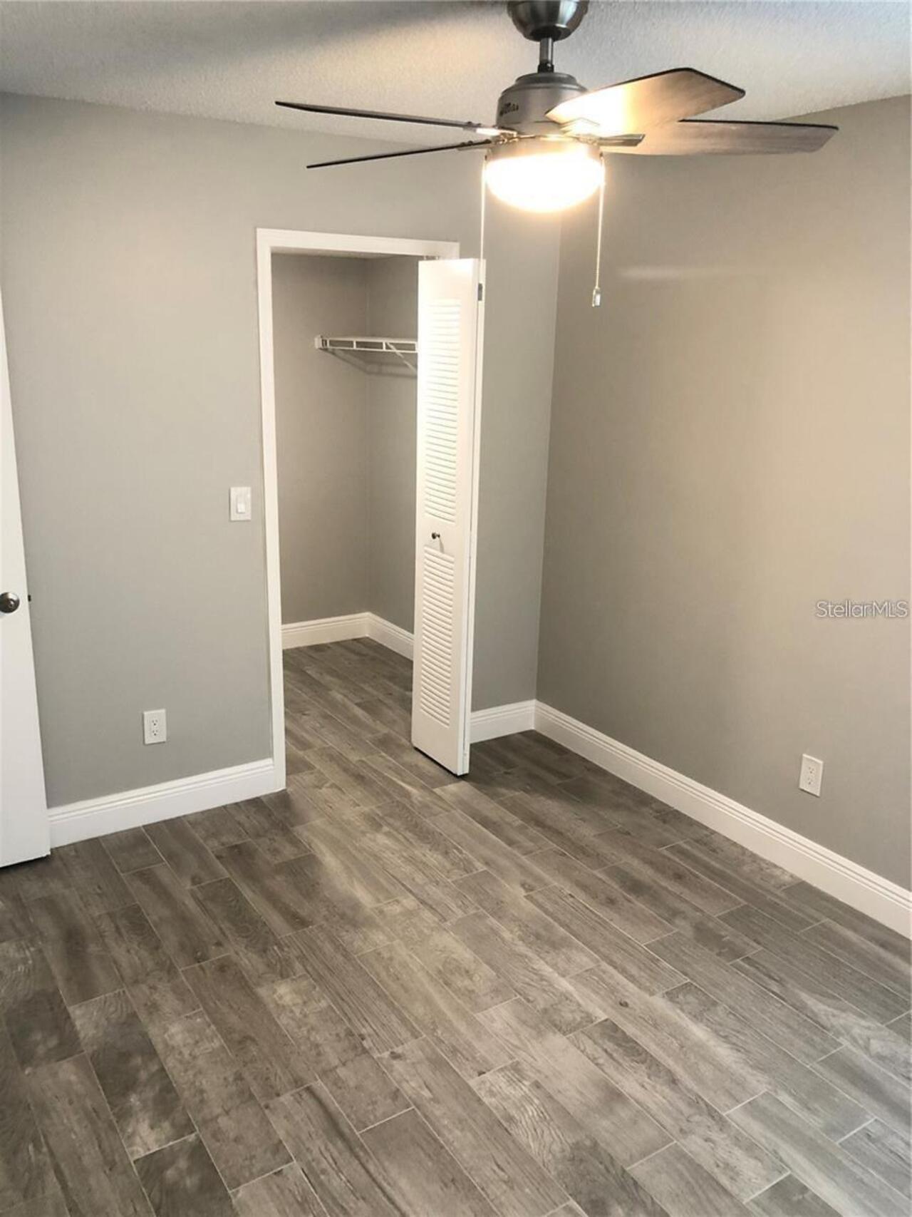 Listing Photo 12